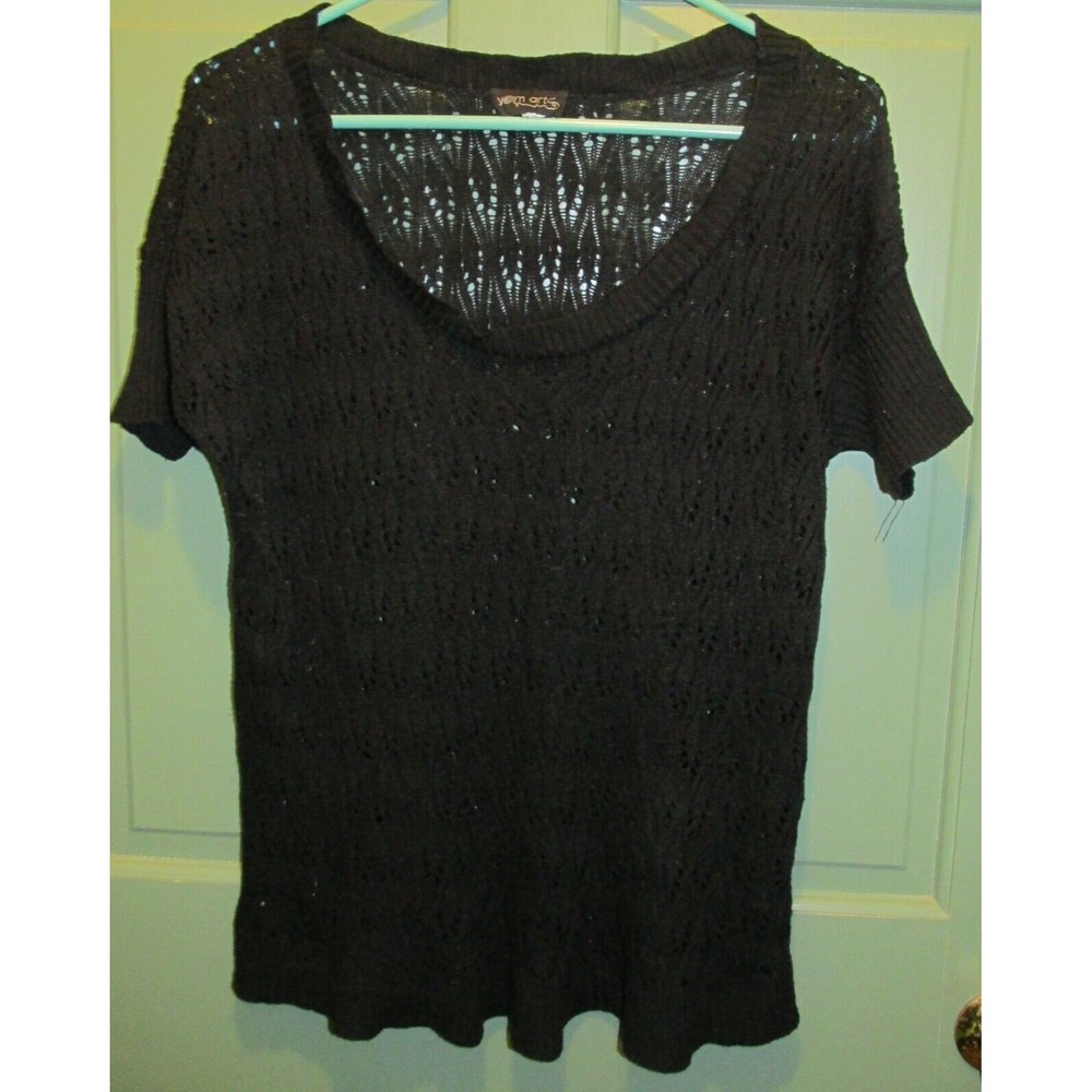 Yom Art Women's Black Open-Knit Scoop Neck Short Sleeve Lightweight Sweater - Picture 1 of 6